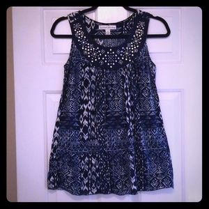 Light and airy fun in the sun tank top.